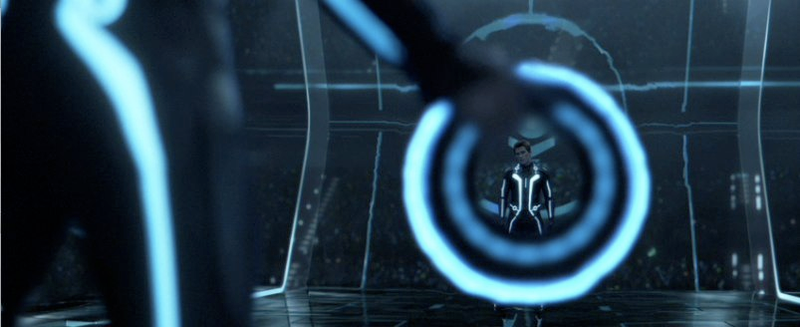 Illustration for article titled Tron Legacy Trailer Stills Reveal Secrets, Plot Points And Upgrades